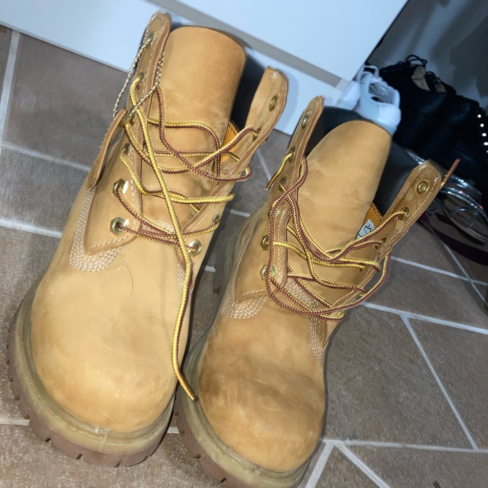 Timberlands - image 3